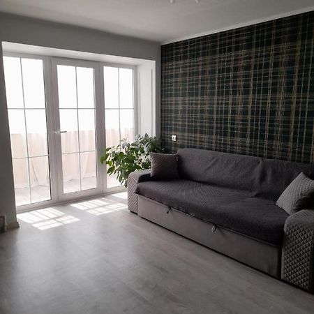 Apartamento Изумруд Uralsk Exterior foto